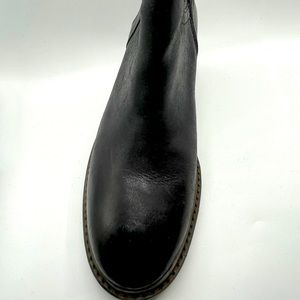 Luxury Leather Ankle Boots Size 6 1/2.